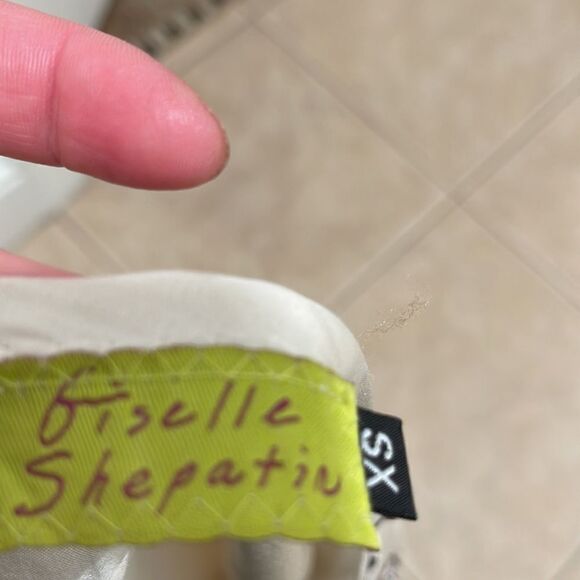 Beautiful silk handmade Giselle Shepatin crop blouse with beautiful beading - Picture 10 of 10